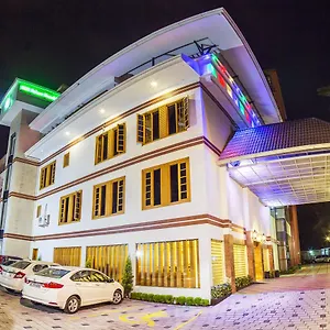 Hotel Hill Palace Hotel & Spa, Kochi